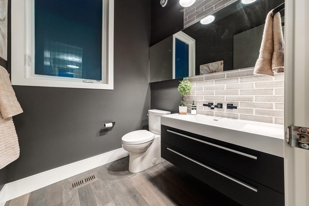 Small Bathroom Ideas: Make Your Bathroom Feel Bigger