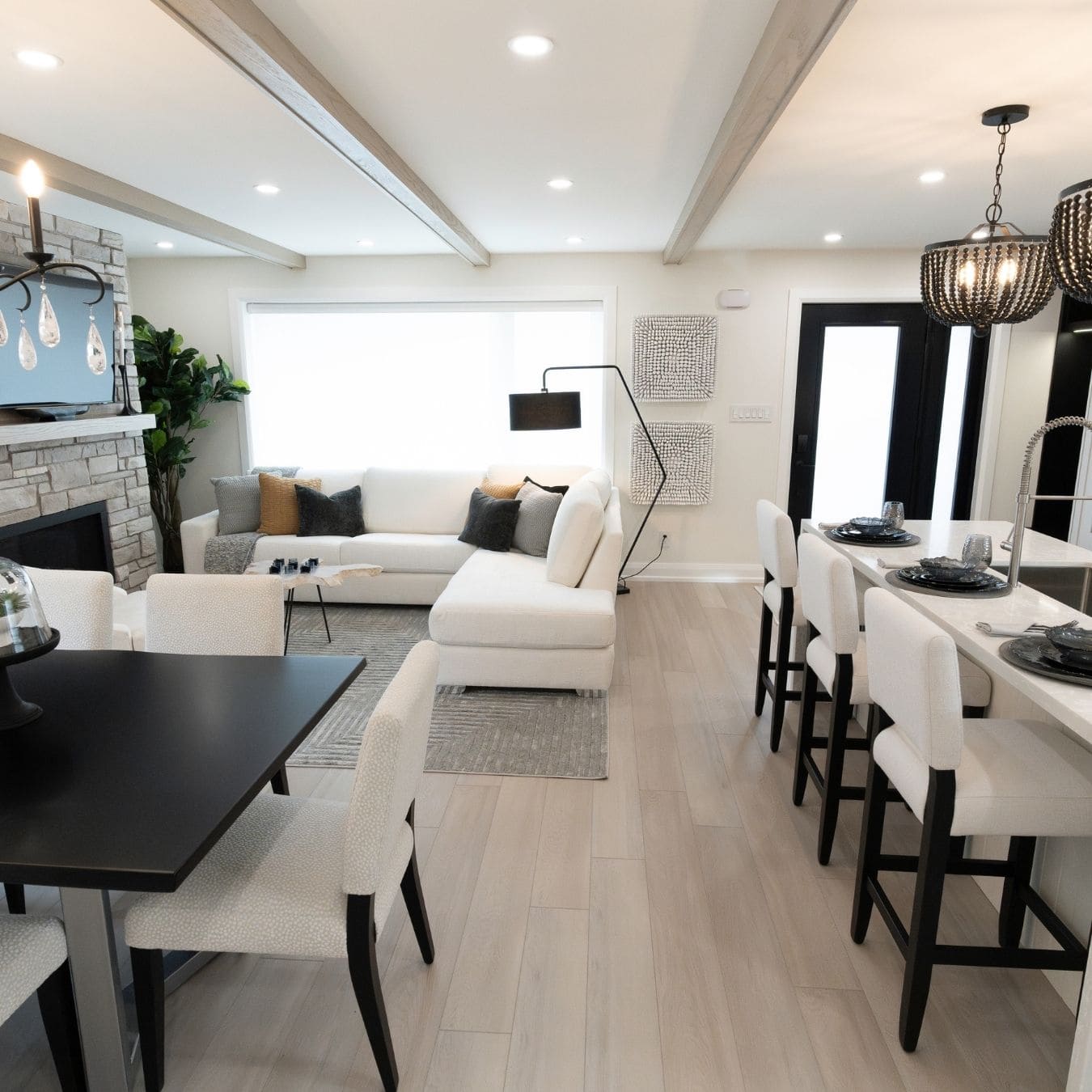 Holmes On Homes Building A Legacy_Episode2_Cottage Life_Kimmberly Capone Interiors_1