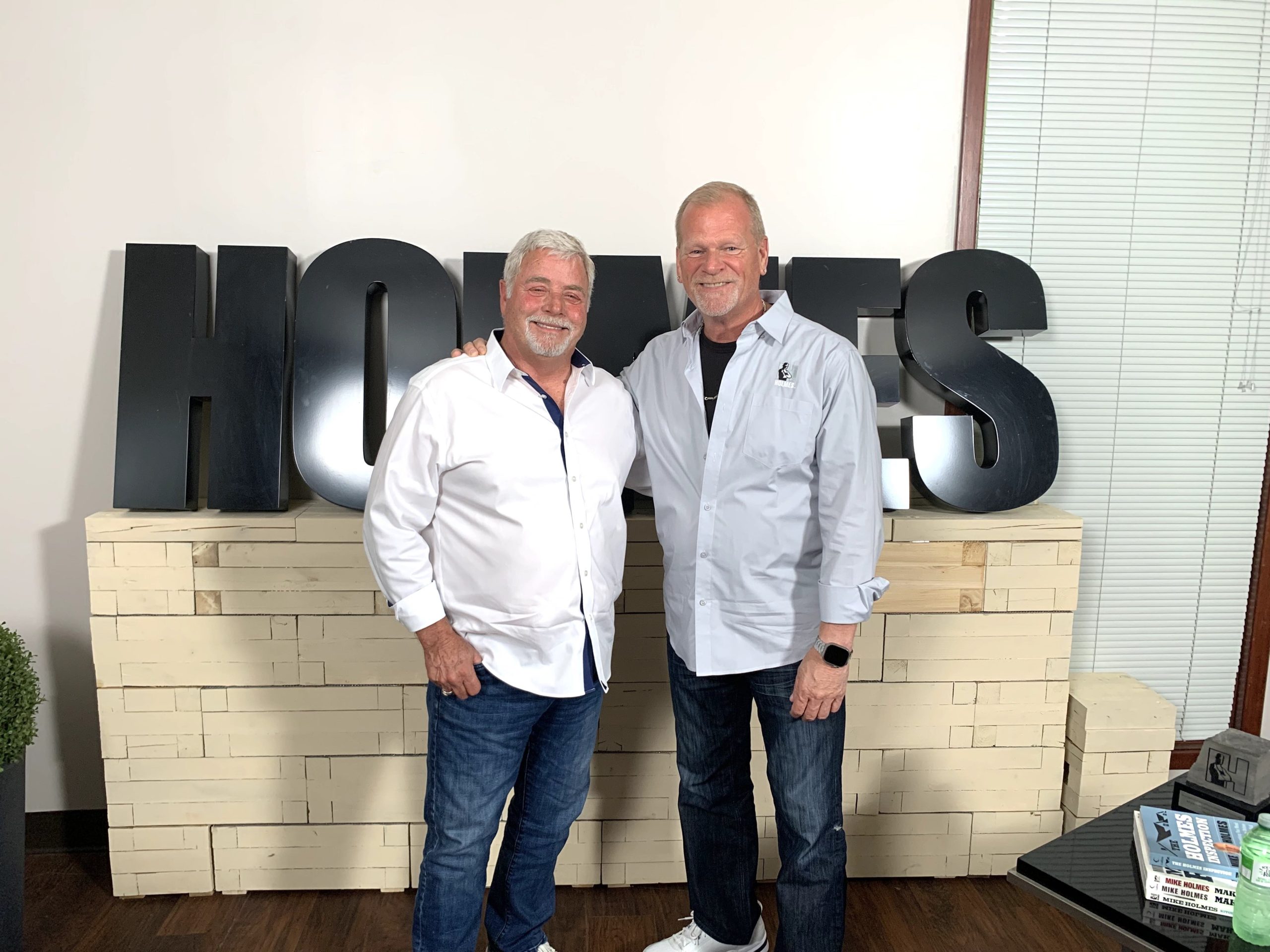 mike holmes